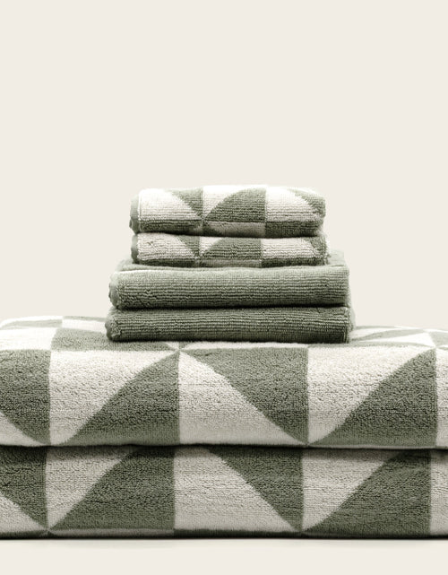 Load image into Gallery viewer, Umbra Towels
